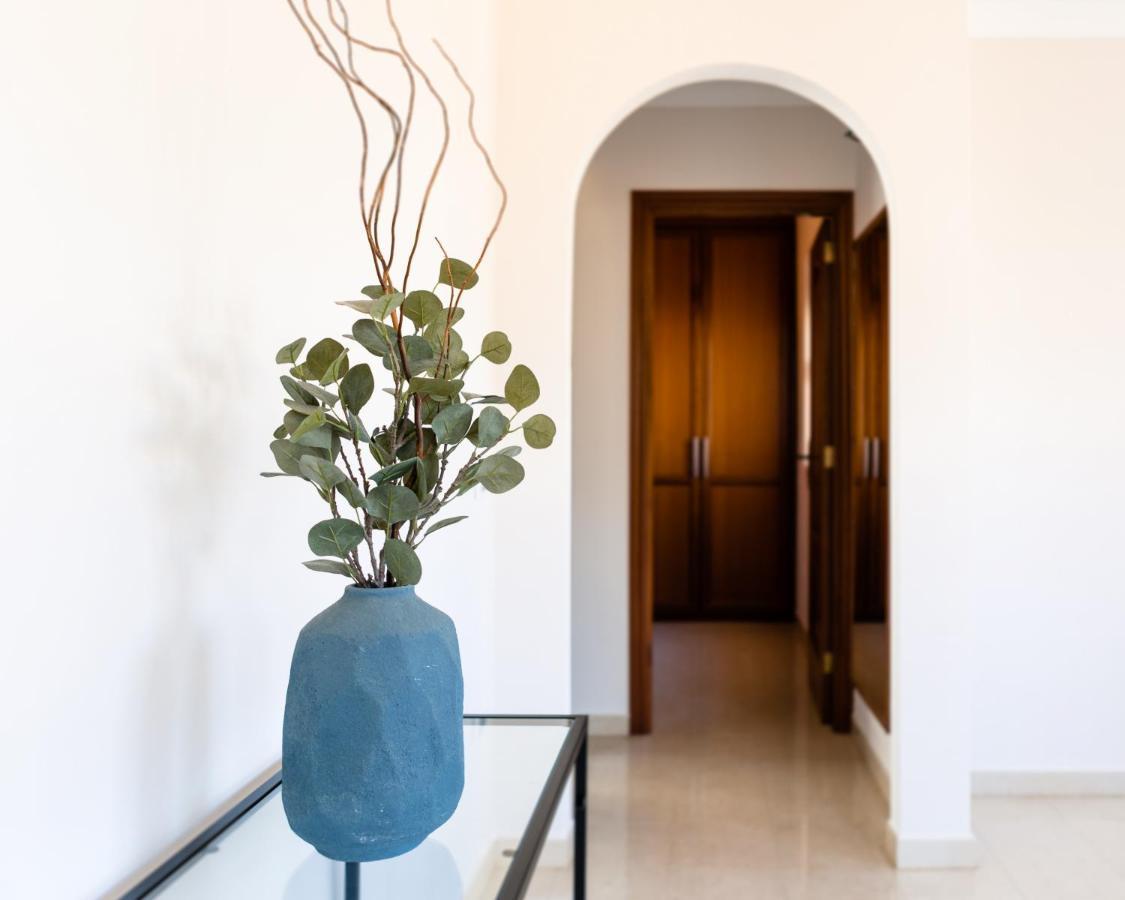 Modern With Private Pool And Mountain Views Villa Arona (Tenerife)