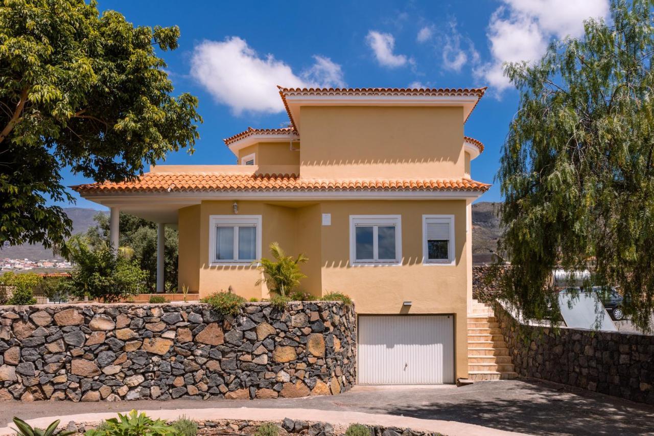 Modern With Private Pool And Mountain Views Arona (Tenerife)