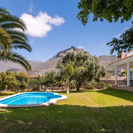 Modern Villa With Private Pool And Mountain Views Arona  Exterior photo