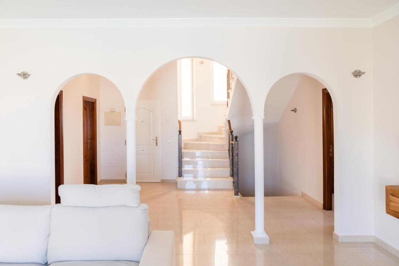 Villa Modern With Private Pool And Mountain Views *